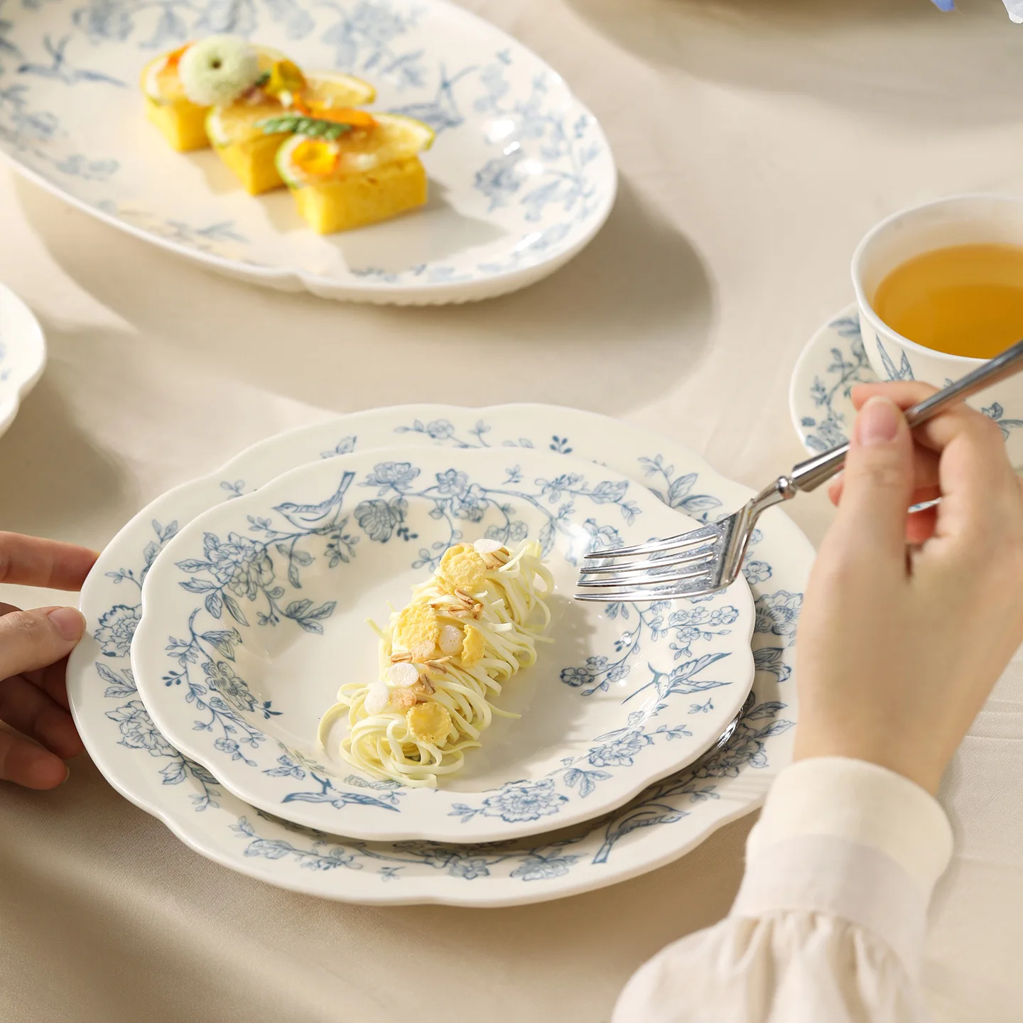 HYS retro ceramic tableware set household housewarming gift box plate soup bowl noodles bowl rice bowl set 3