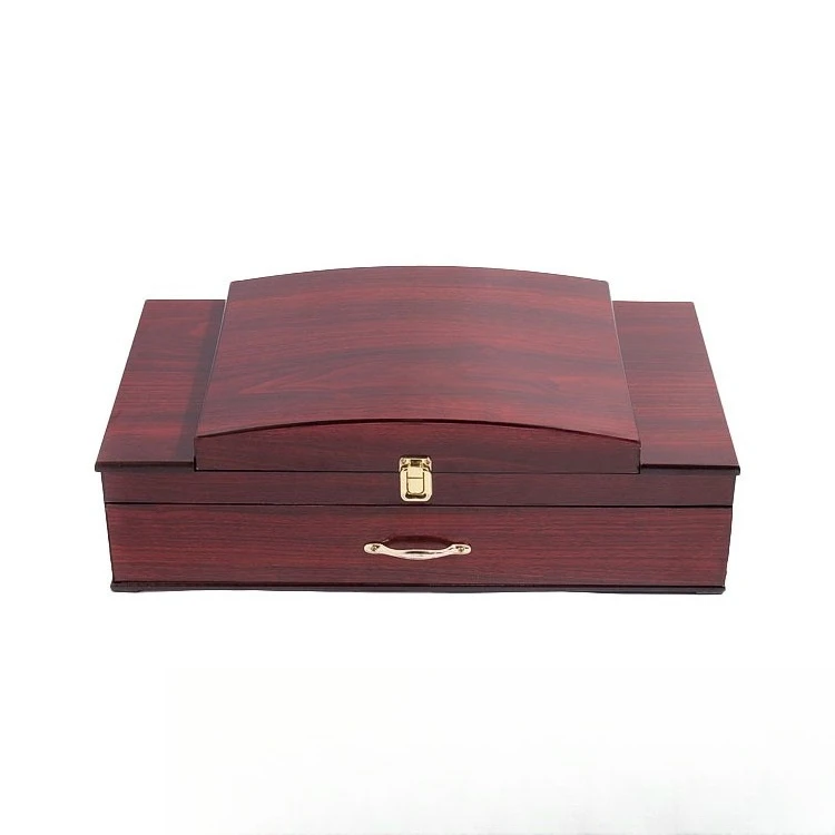 

Western stainless steel tableware, gold-plated steak knife, fork and spoon set gift box