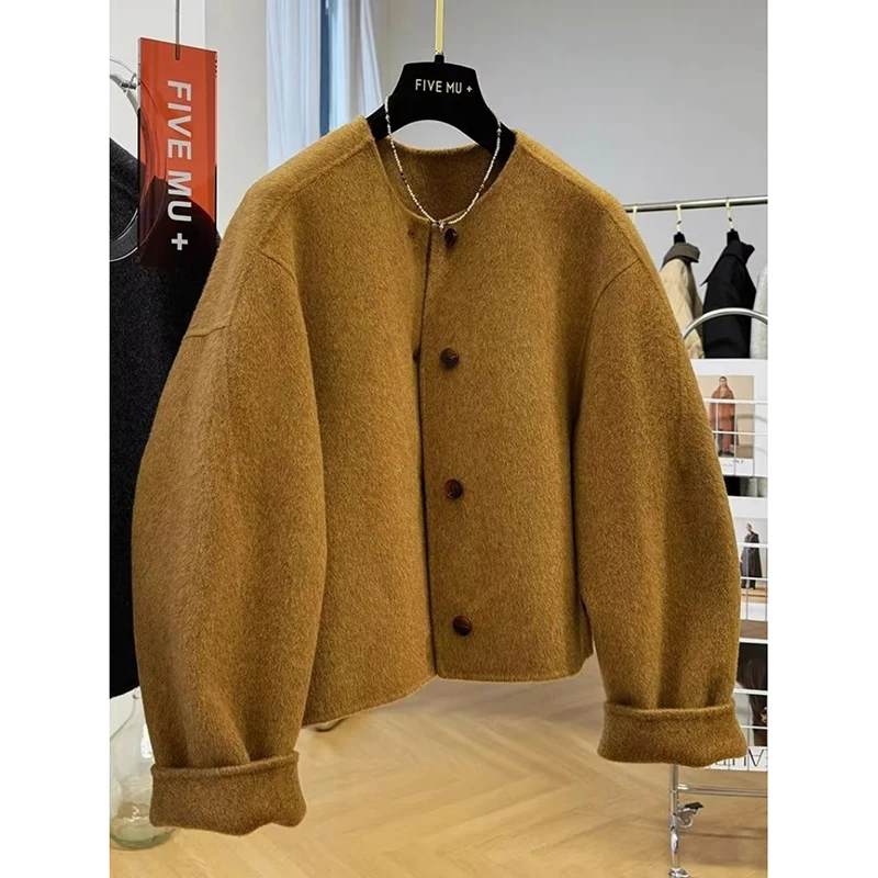 ขนสัตว์สั้นสองด้านเสื้อขนสัตว์ผู้หญิงฤดูใบไม้ร่วงและฤดูหนาวรอบแจ็คเก็ตแขนยาวสั้นผสมเสื้อ