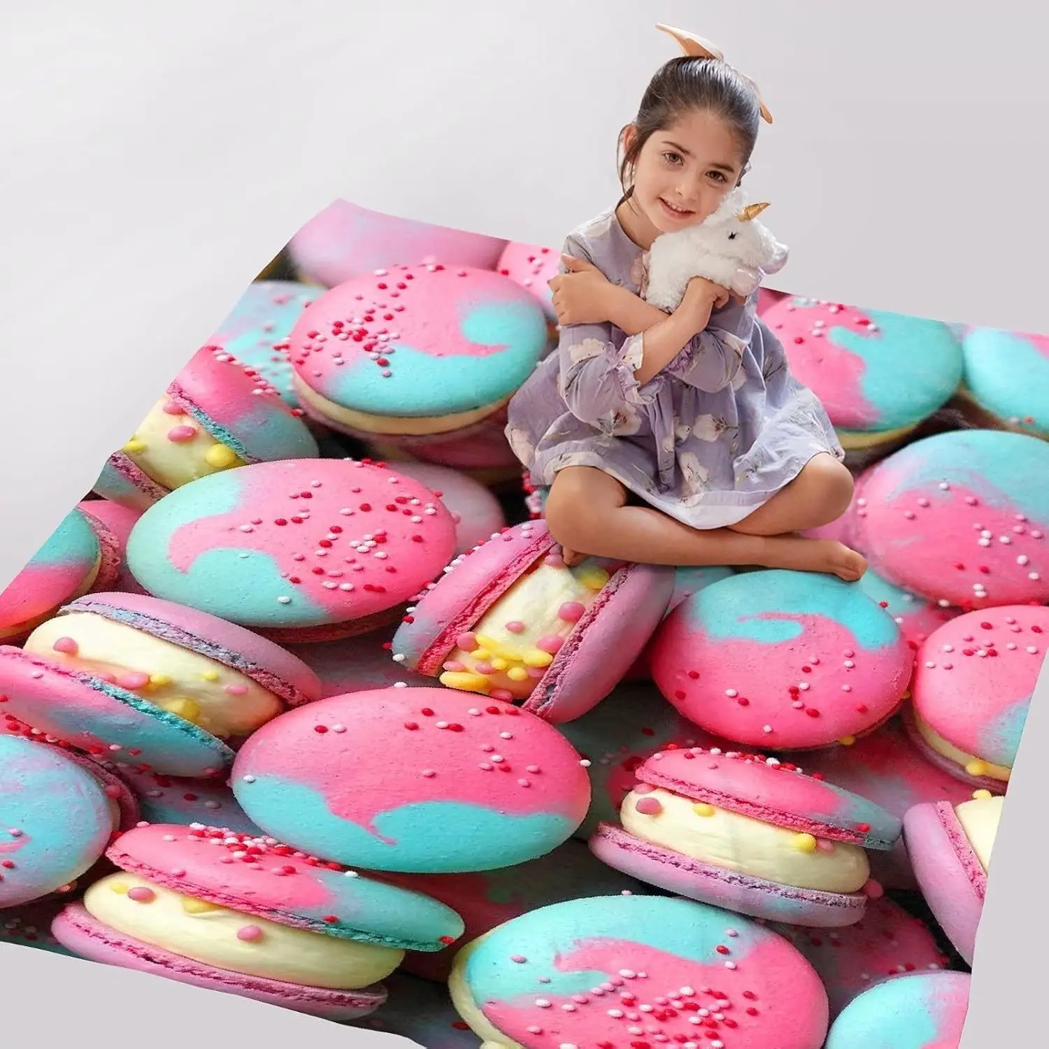 Food Doughnut Blanket Cozy Soft Lightweight Flannel Throw Blanket for Bed Sofa Travel All Season Blanket