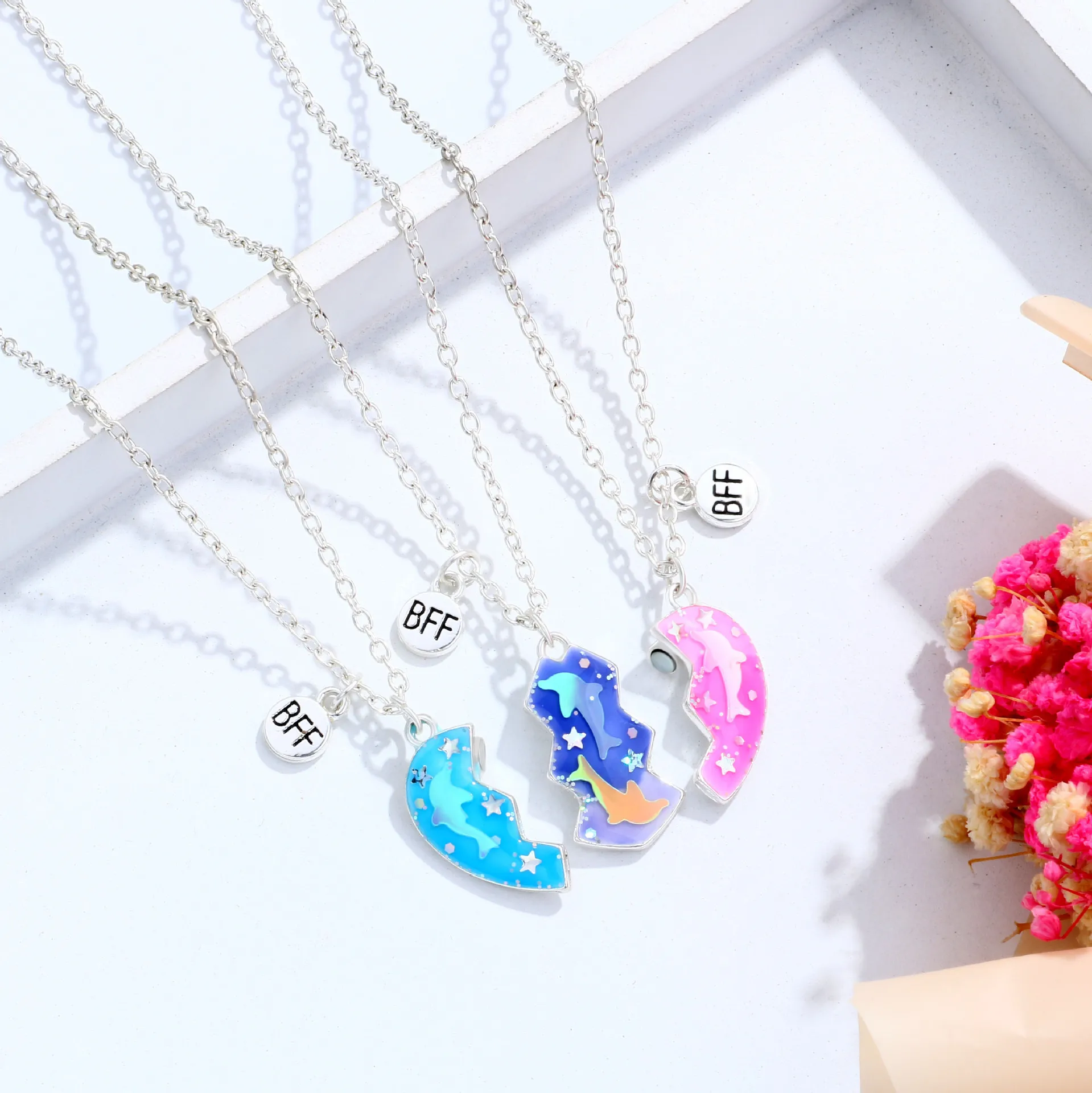 Bff Set Necklace 2/3pcs Metal Magnetic Suction Men's And Women's Jewelry Friendship Celebration Holiday y2k Fashion Decoration