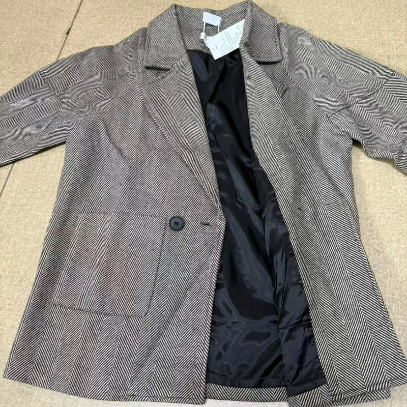 

2025 New One Piece Jacket Women's Autumn/Winter Korean Edition British Wool Loose Relaxed Solid Color Top Women Winter Coat