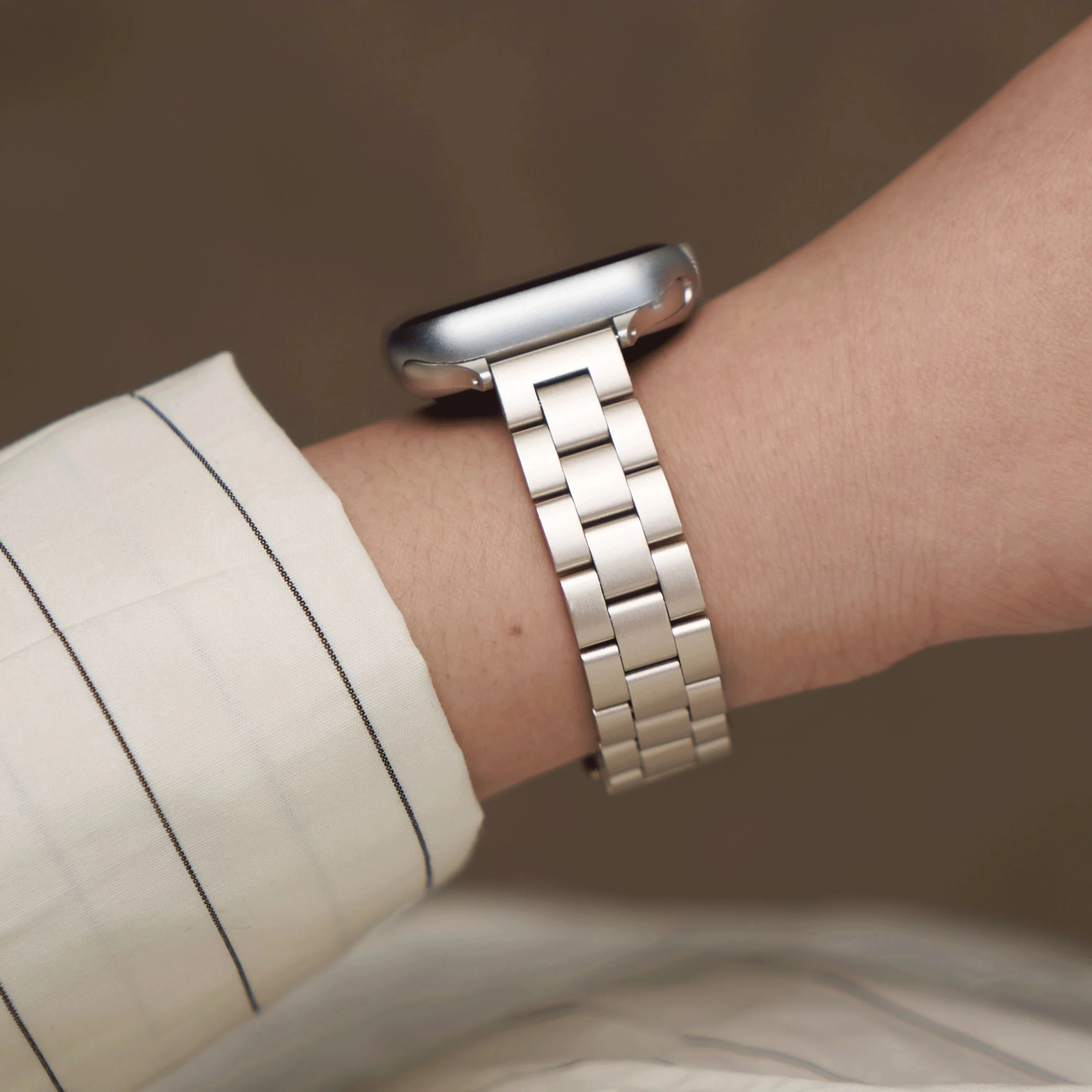 Edelstahlarmband Apple-Armband kompatibel mit 8er Serie 7 6 SE 3, passend für 45/41 mm 40/44 mm 42 mm 49 mm Größen – Detail 9