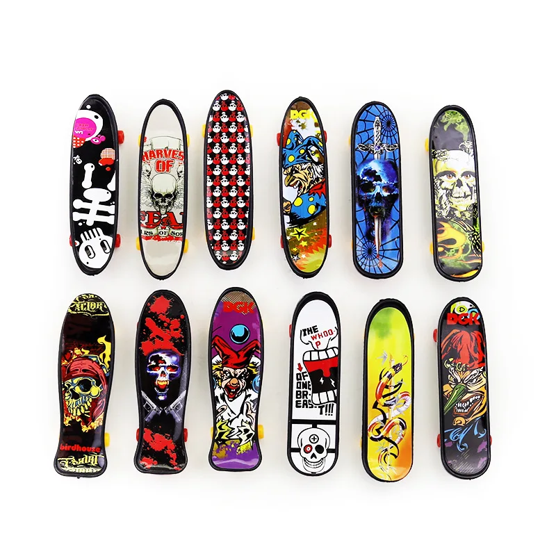 10 stks/zak Mini Plastic Vinger Skateboard Vinger Board Vinger Scooter Kinderen Speelgoed Cool Stuff Gadgets Feestartikelen Creatief Cadeau Speelgoed