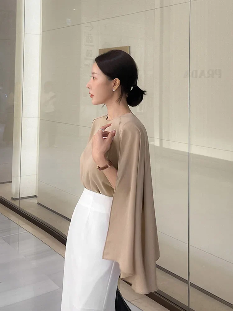 Camicetta da donna Camicia a mantella da donna da ufficio con maniche a pipistrello larghe in chiffon estivo Top progettati alla moda Novità