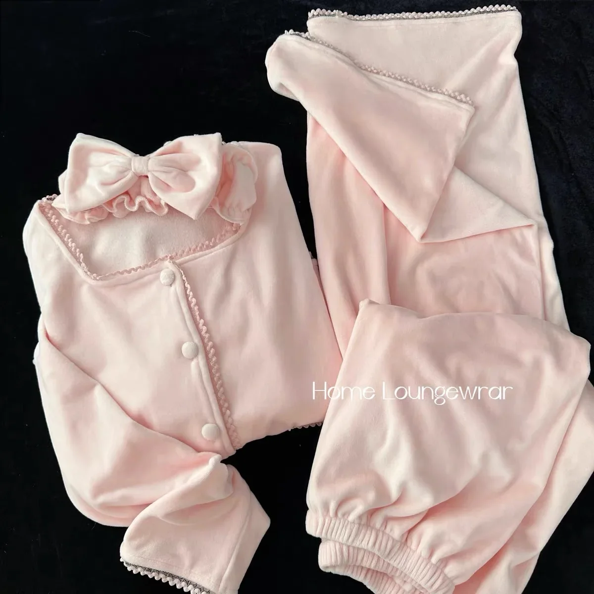 

Pink Warm Home Clothes Girl Sweet Island Velvet Pajamas Set 2Pcs Loungewear Home Clothes with Pocket Women Nightwear Sleepwear