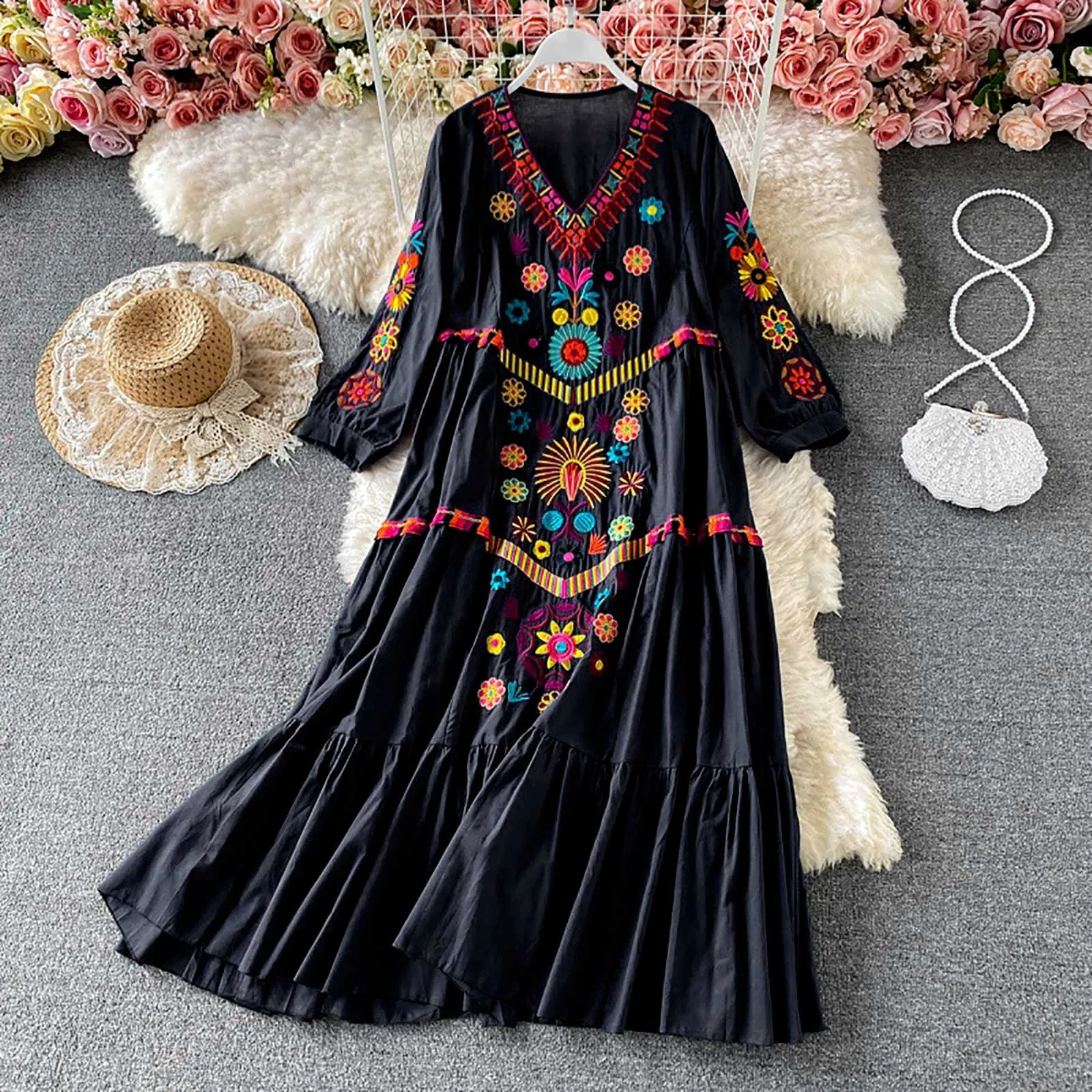 Womens Floral Embroidery Dress Summer V-Neck Half Sleeved Loose Maxi Dress Female Casual Bohemian Pleated Dresses Vestidos