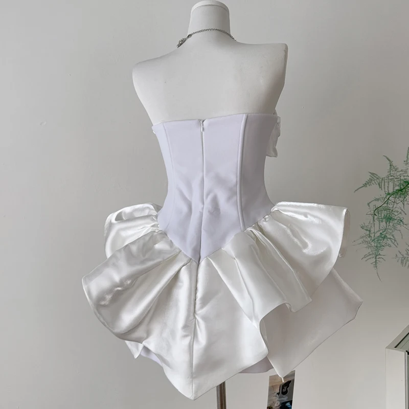 Elegante fora do ombro vestido branco de luxo sem alças em camadas plissado mini vestido festa à noite espinha de peixe vestido curto vestidos mujer