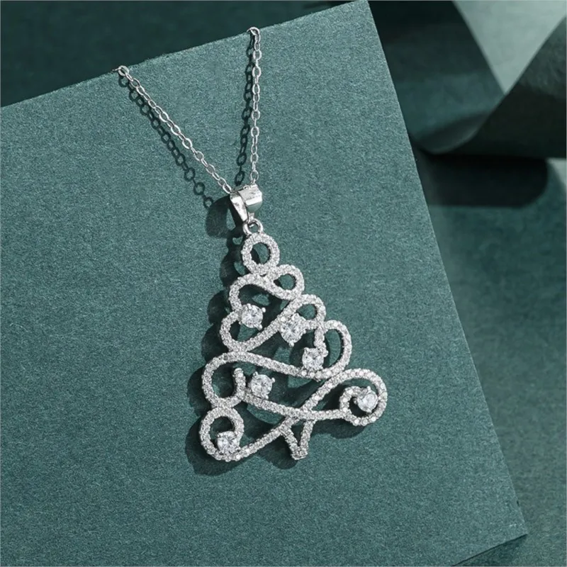 Modische und elegante, mit Diamanten besetzte Weihnachtsbaum-Halskette aus 925er Sterlingsilber mit Schmuckanhänger XL171