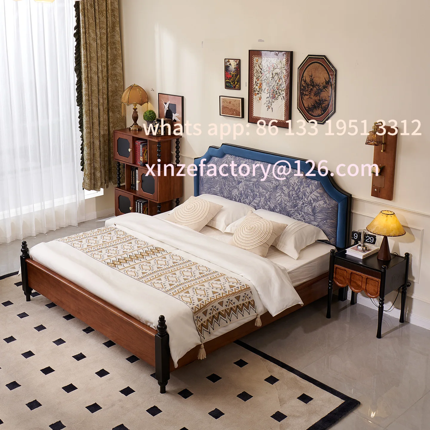 سرير من الخشب الصلب قابل للتخصيص مزدوج 1 متر 8 سرير مزدوج للمنزل الرئيسي شقة صغيرة كلاسيكية حقيبة ناعمة أثاث غرفة النوم