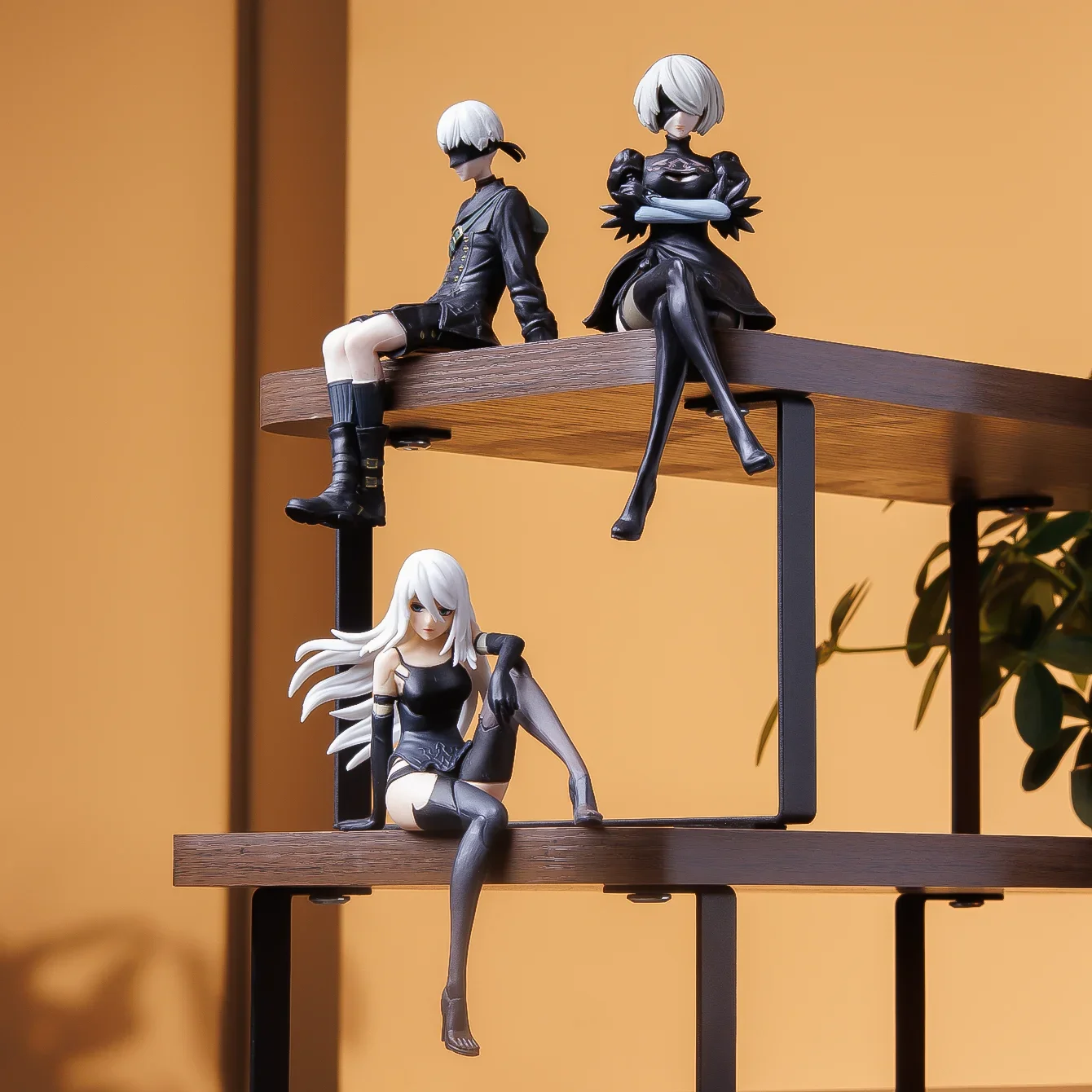 Auf Lager 13-15cm Schwarz-Weiß Brandneue Figur, PVC-Sitzmodell, Sammlerstück, Geschenkspielzeug, Neujahrs- und Feiertagsgeschenk – Detail 12