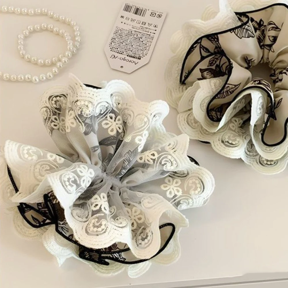 Coletero de Encaje Floral Blan - Travel Accessories Girls reseña y precio