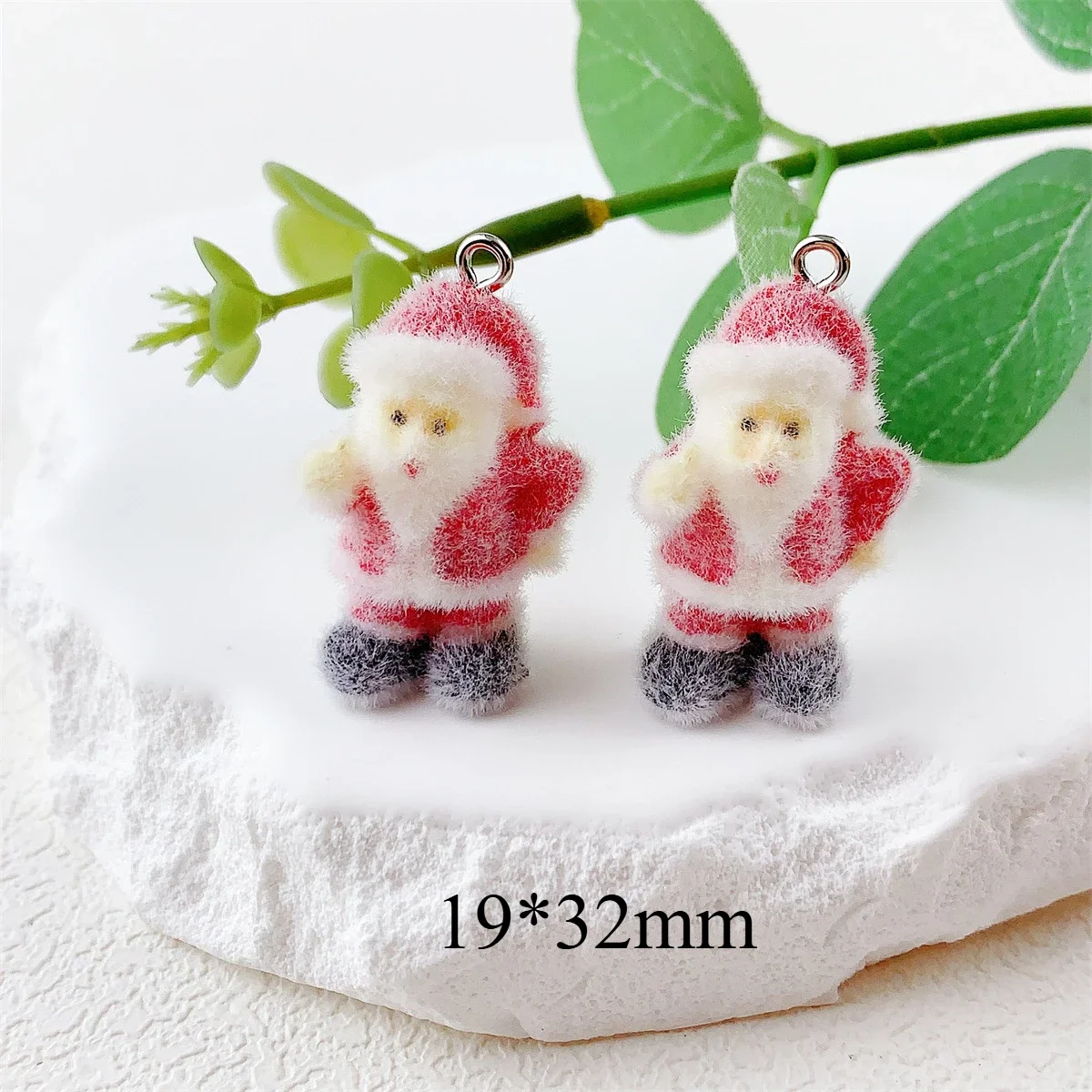 20Pcs 3D Cute Flocking Cartoon Santa Claus Elk Christmas Charms Christmas Decoration Resin Pendant For Keychain DIY Jewelry Make
