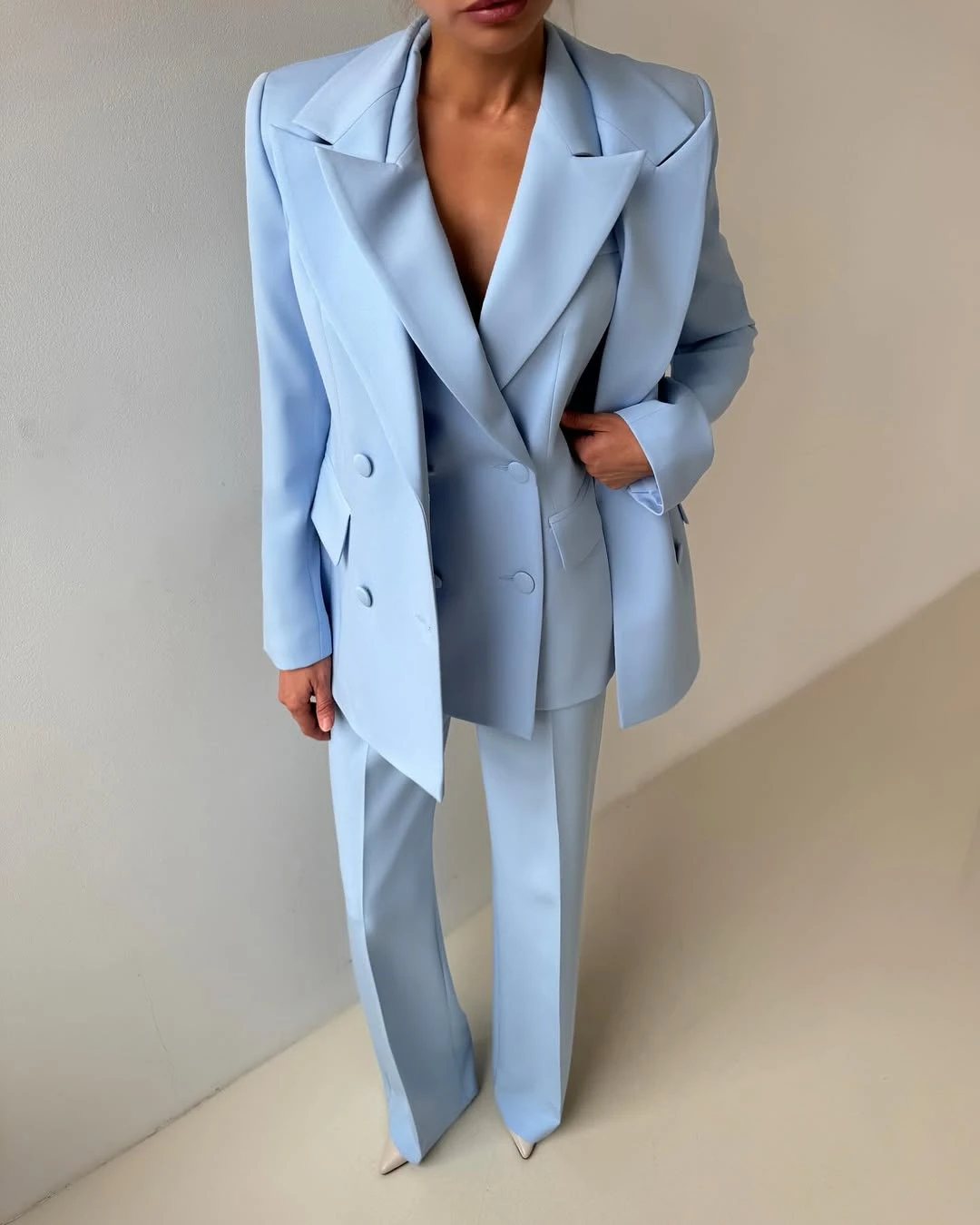 Formele zakelijke damesbroekpakken 3-delige zomerblazer met dubbele rij knopen Vest en broek Aangepaste klassieke kantoordame-outfit