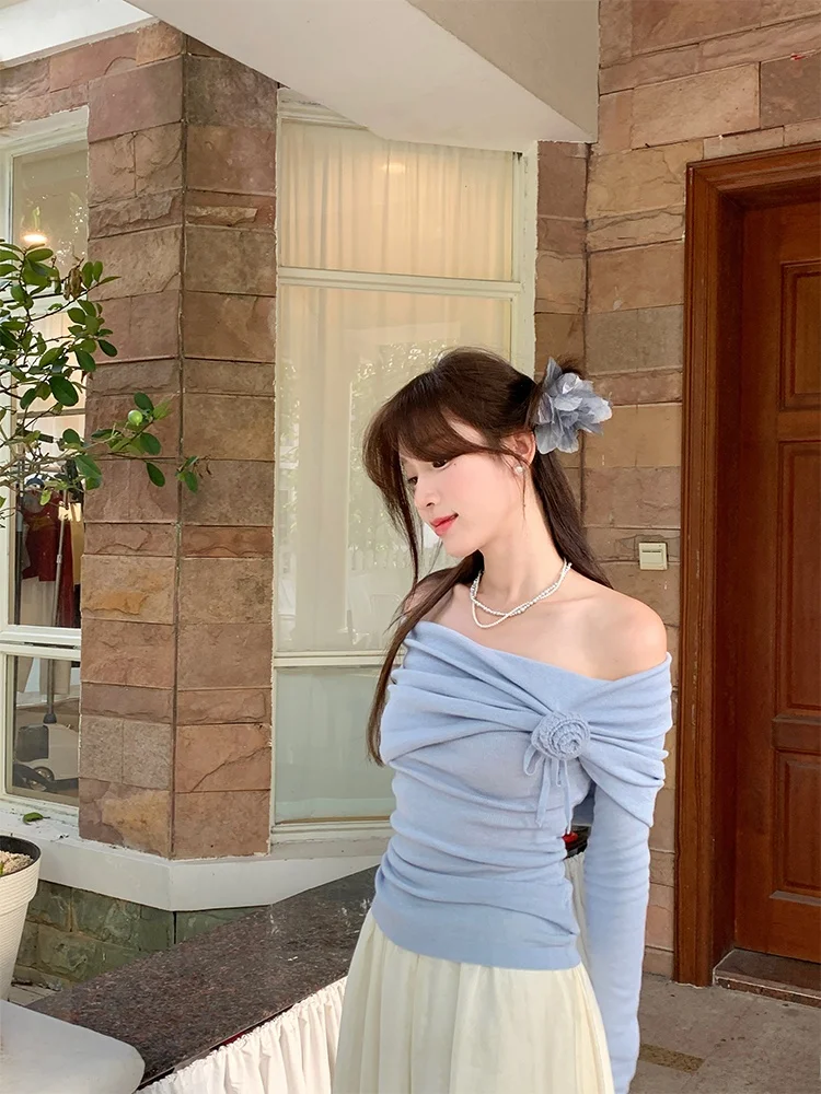 

Женский вязаный свитер Yang Bubble Blue Flower с одним открытым плечом, приталенный, базовый, в корейском стиле, для повседневной носки, с длинным рукавом, стандартной длины