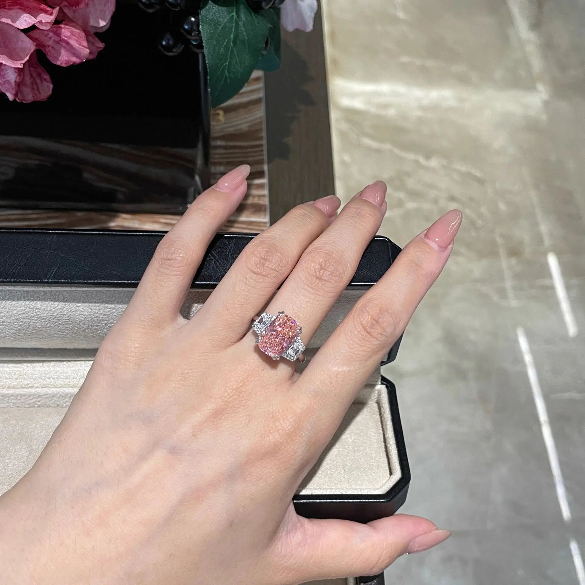 Star actor --Fashion Design Pink Diamond Ice Flower Cut Luxury Women's Ring - 2026 Trendy Classic Style Luxurious Ring
