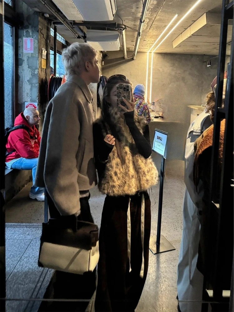 2000s American Vintage Vest Coats Women Sleeveless Outwear Faux Fur Jackets Korean Fashion Winter Leopard Clothing Korean