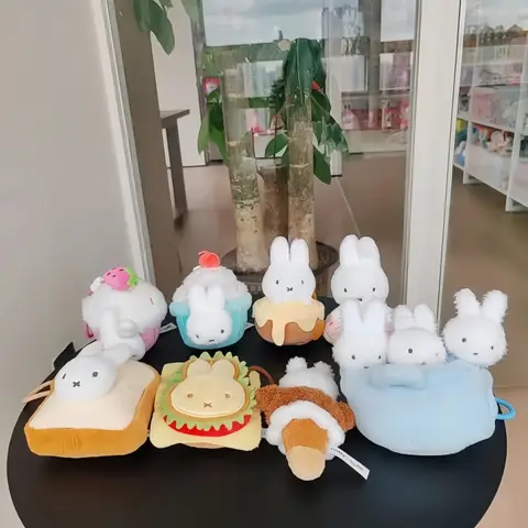 Äkta Miffy Matverkstad Serie Hängande Ornament Blind Box Leksak Söt Kvinnlig Samlarobjekt Trendig Leksak Blind Box Docka Gåva 10 best sales Miffy Nattlampa - №9