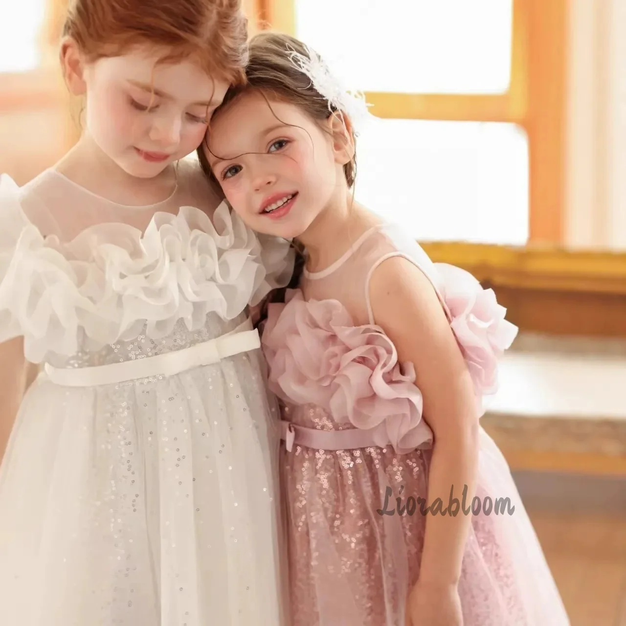 Girls' Pink Wavy Tulle Formal Gown Full-Skirted Flower Girl Dress Sequin Embellishment Party Dress Wide-Hem Wedding Attire