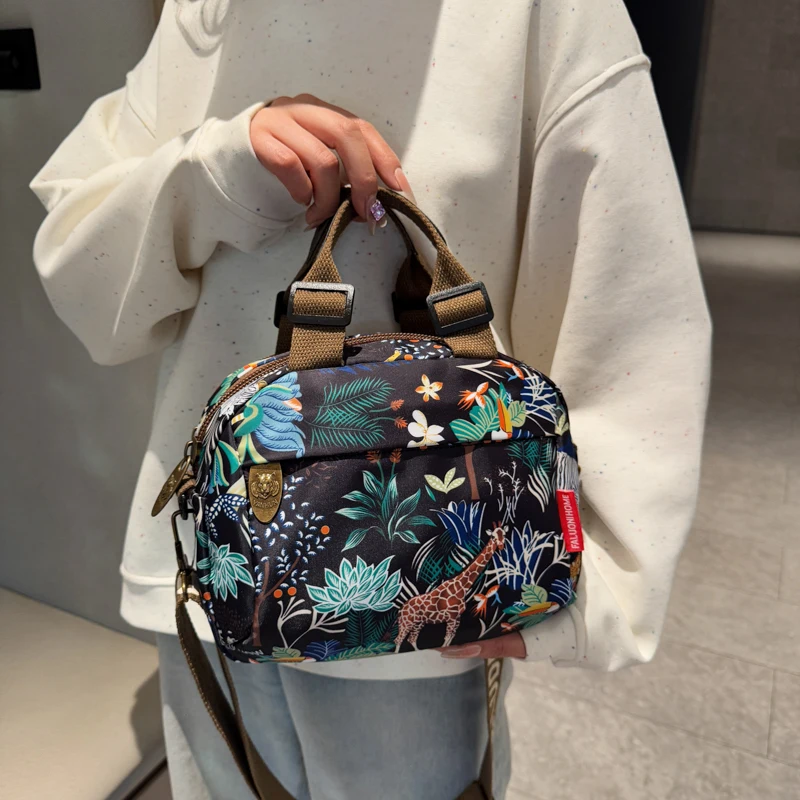 

Модная легкая водонепроницаемая женская повседневная сумка через плечо, многослойная сумка с принтом, современная нейтральная сумка, лето 2025 г.