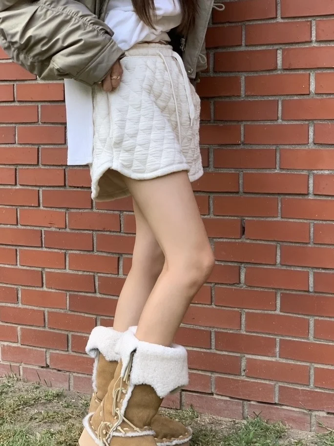 Estilo coreano losango grade acolchoado solto shorts cor sólida casual japonês cintura elástica fina inverno feminino