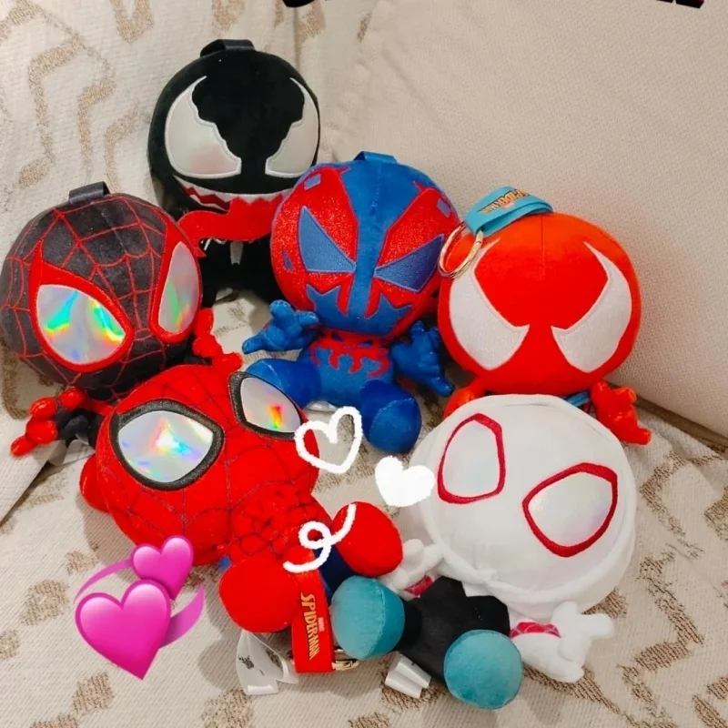 مجموعة سلسلة مفاتيح مارفل صندوق أعمى السم مايلز أشكال متعددة الرجل العنكبوت شخصيات الحركة الصغيرة حقيبة الدمى قلادة ديكور اللعب هدية