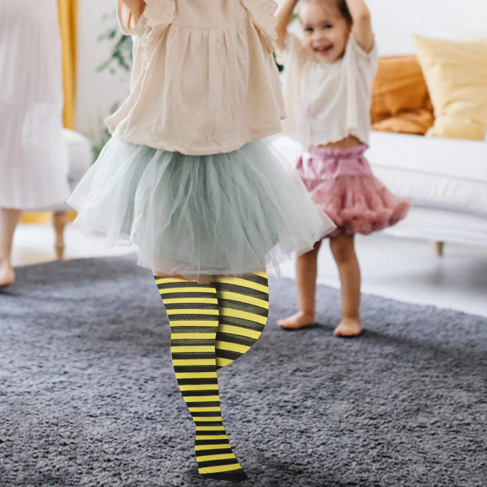 

1 set Bee Costume Kit Animal Headdress Set Toddler Headband Gloves Stockings Kids Party Stage