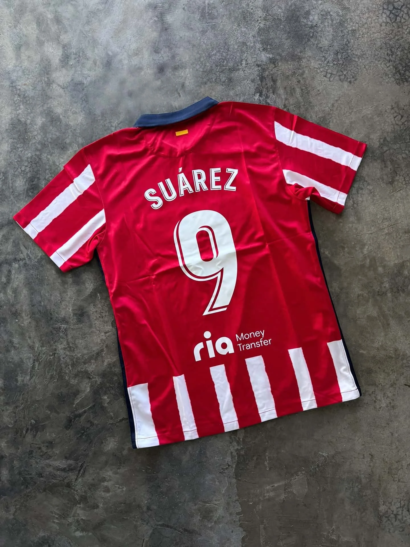 تي شيرت رائج البيع لتدريب كرة القدم والرياضة والجري والرجال والنساء نفس الأطفال ماص للعرق بأكمام قصيرة