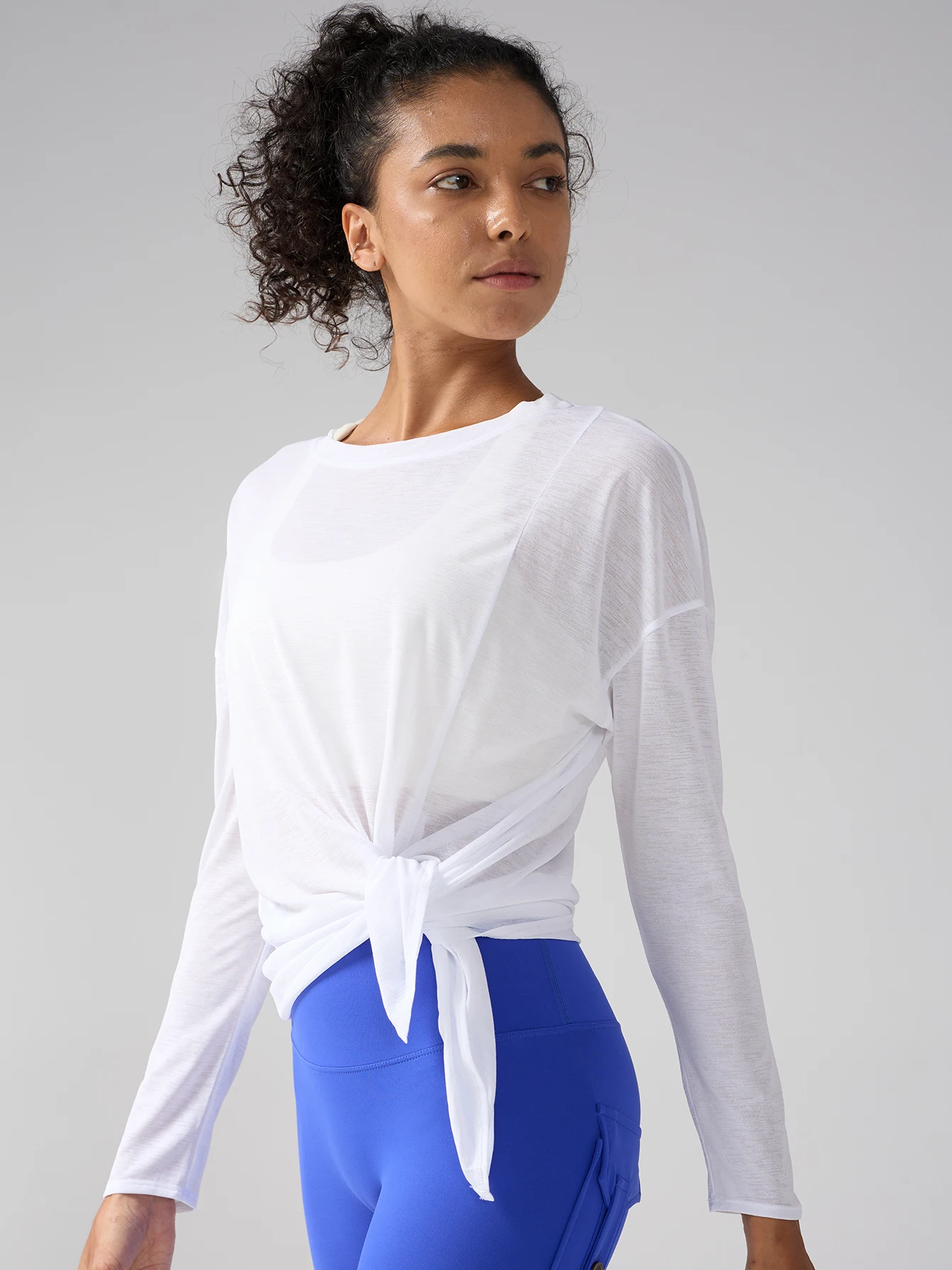 Women's Long Sleeve Breathable Yoga Tops Sexy Mesh Loose Quick Drying Side Slits Comfortable Outdoor Running Cycling Sports Tops