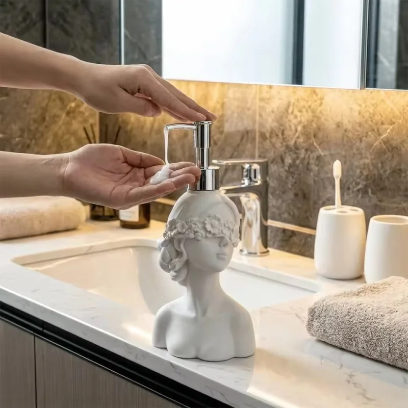 Vintage Goth Style Bath Lotion Container Gift NEW Resin Blindfold Girl Lotion Pump Press Type Unique Bust Statue Soap Dispenser