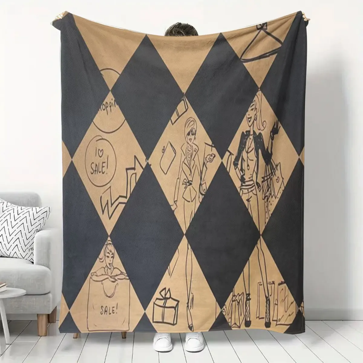 Vintage-Inspired Mini Flannel Blanket - Soft & Cozy Hypoallergenic Polyester with & Golden Argyle Pattern - All-Season Ligh