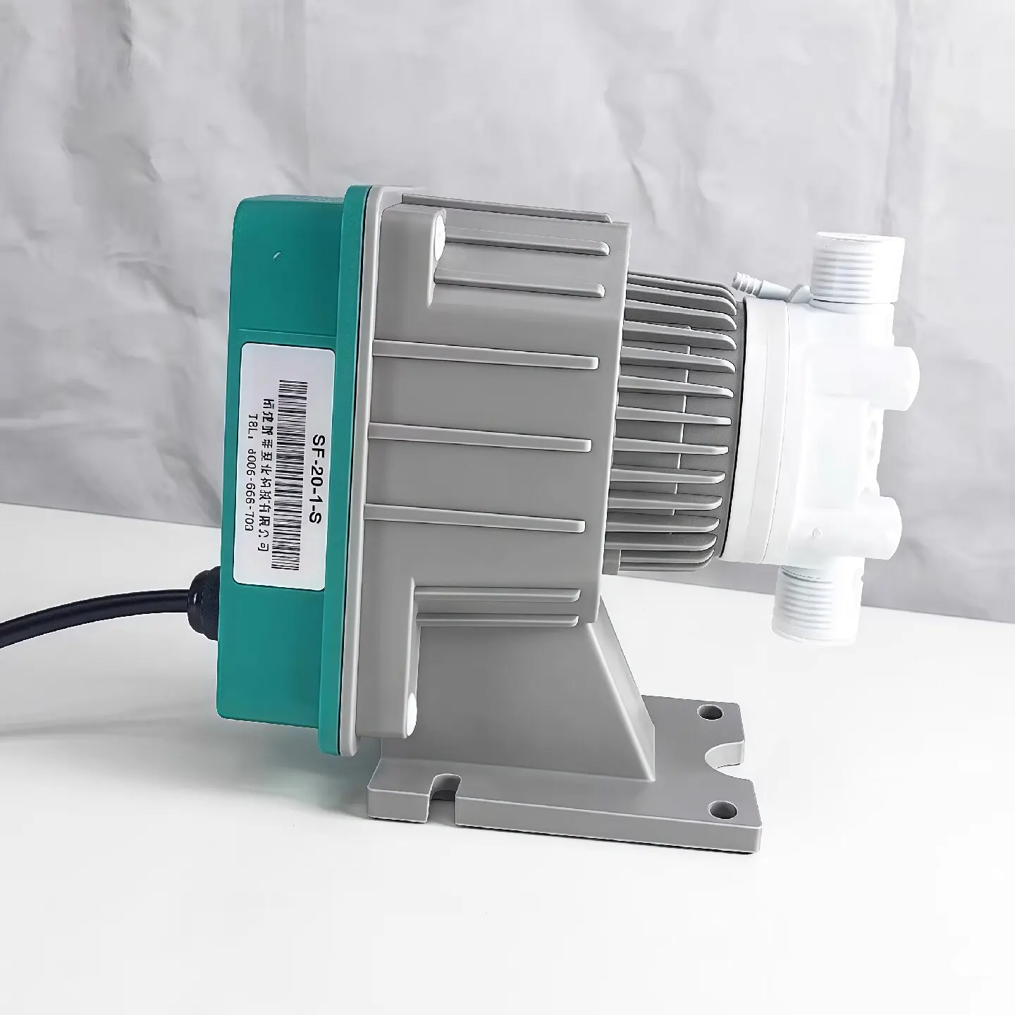Southern Saifei electromagnetic diaphragm metering pump PH automatic adjustment acid and alkali flow adjustable