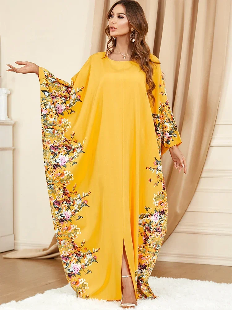 

Customized COLORFUL BLACK Middle Eastern Muslim Clothing Yellow Robe Bat Sleeves Loose Dress