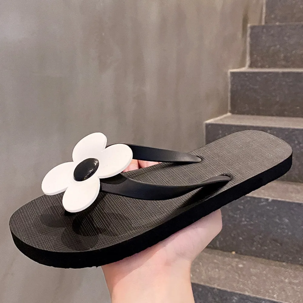 Chanclas informales con flores y Clip dedos, chanclas con plataforma de PVC, prendas de vestir exteriores, zapatillas antideslizantes de suela plana para playa