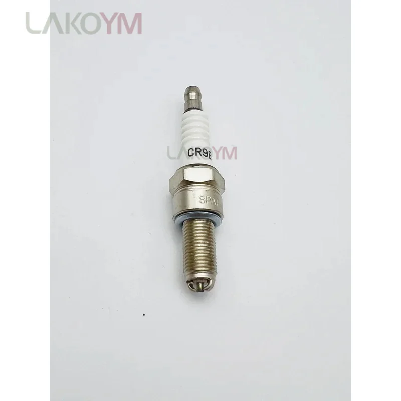 CR9EK spark plugs (thread 100/19,0mm) are suitable for Beta, Kawasaki, Suzuki,Triumph Daytona 600 Tiger900 Yamaha FZS1000 YZF-R1