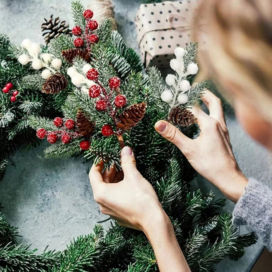 

5Pcs Artificial Plants Red Fruit Christmas Tree New Year Home Happy Atmosphere Building Decor Outdoor Garden Bonsai Wedding Gift