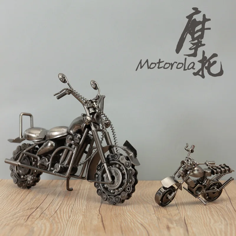 Metal Retro Motorcycle Model Motor Figurine Iron Motorbike Prop Handmade Boy Gift Kids Toy Home Office Decor Collection Model