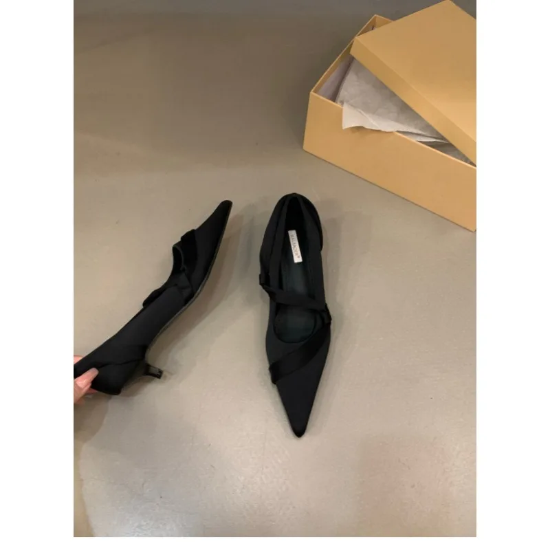 New Style Fashion Women's Satins Shallow Shoes Women Pointed Toe Thin Low Heels Mary Jane Shoes Female Pumps Strap Zapatos Mujer