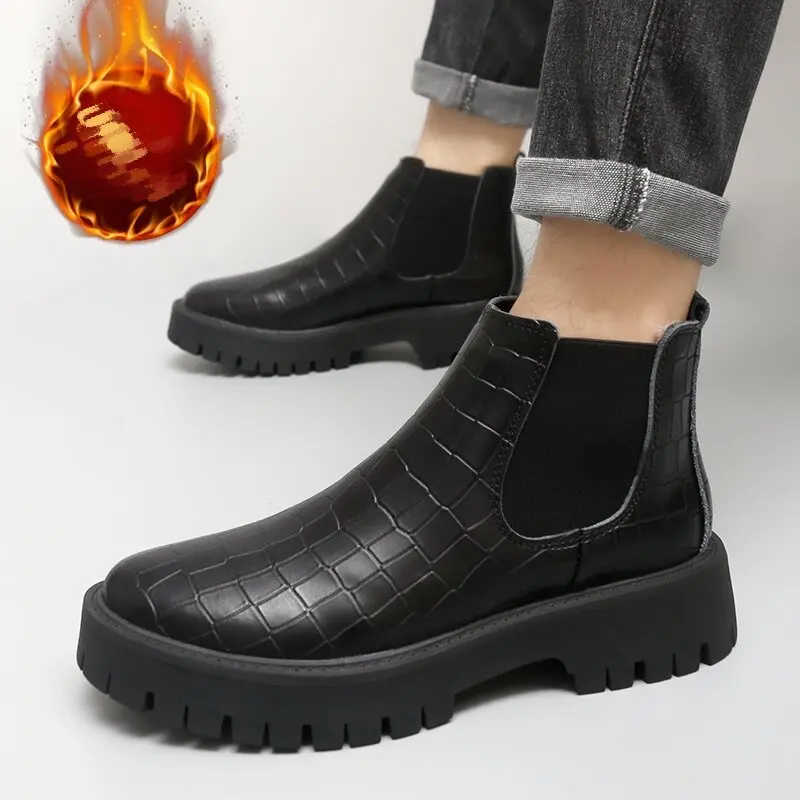 

38-45 Autumn and Winter Men Boots Black One Foot Thick Sole Wear-resistant and Height Increasing Fashion Brand Chelsea Boots