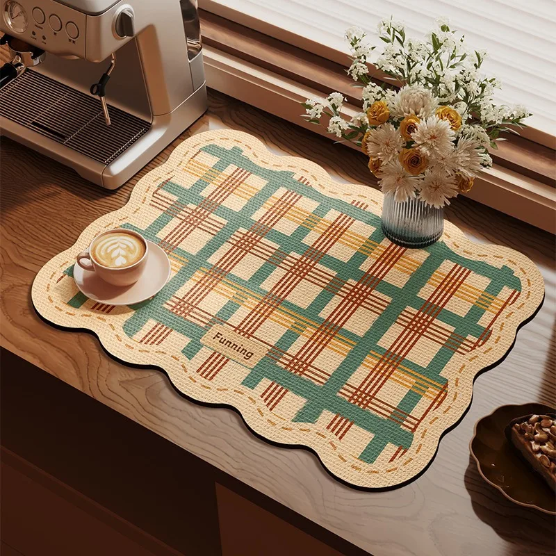 

Warm Tone Patchwork Countertop Mat Scalloped Edge Vintage Pattern Waterproof Heat-Resistant Coffee Machine Mat