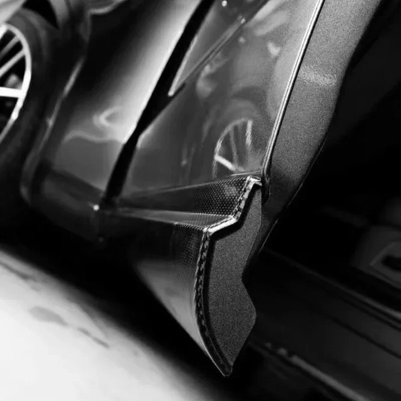 

For Maserati Levante Real Dry Carbon Fiber 2018-2022 Trim Side Skirt Guart Skirt Body Kit Exterior Decoration Modification