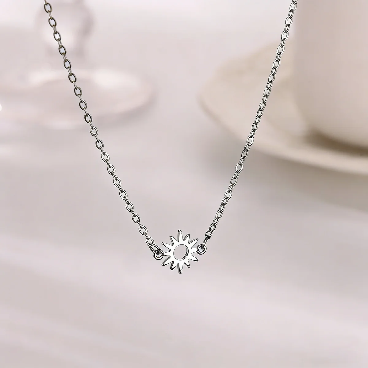 Rvs Geometrische Ketting Voor Vrouwen Mode Zon Zonnebloem Hanger Sleutelbeen Keten Esthetische Sieraden Accessoires Femme