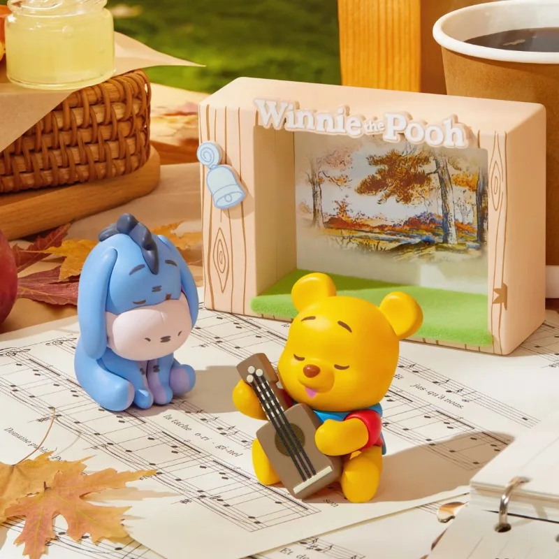 ディズニーくまのプーさん秋の外出シリーズブラインドボックスかわいい漫画アニメアクセサリーデスクトップオーナメントアニメ周辺ギフト