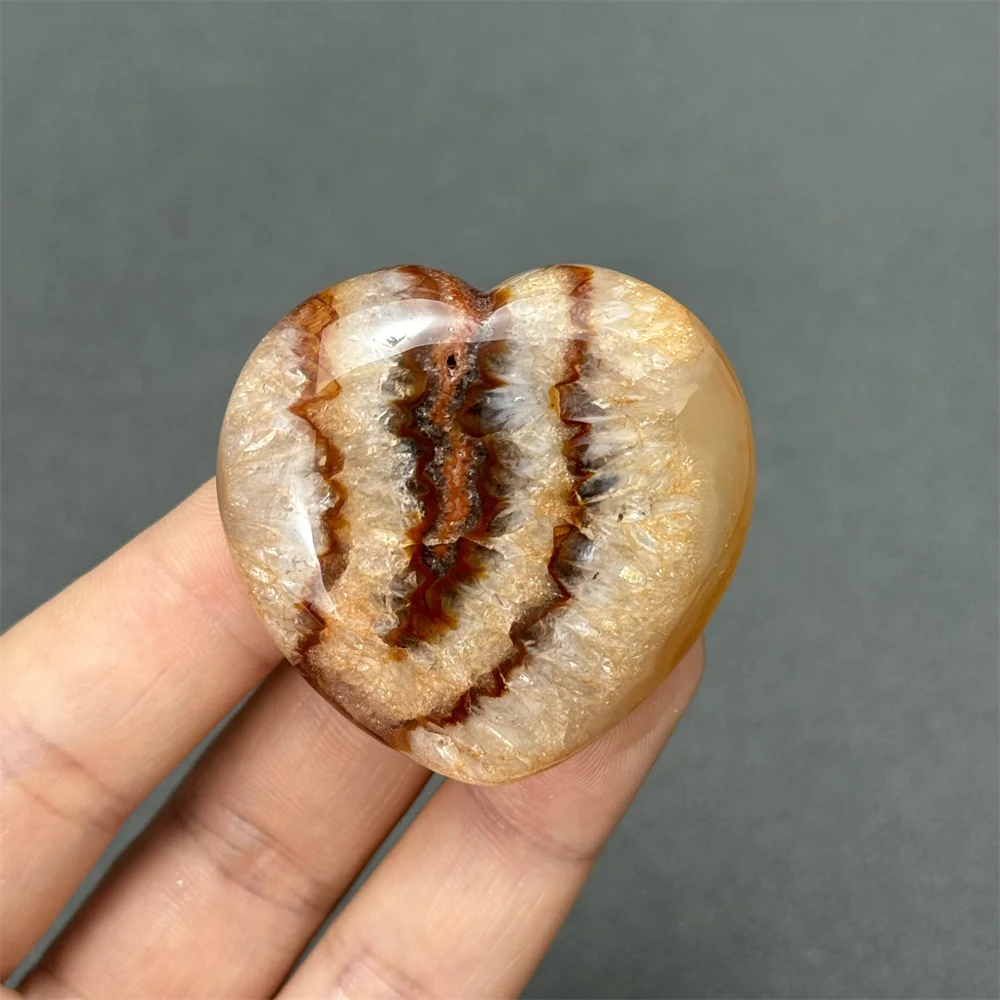 Gema Natural de cuarzo pulido, cristal cornalina, terapia de corazón, artesanía de tallado de piedras preciosas, Aura, decoración del hogar