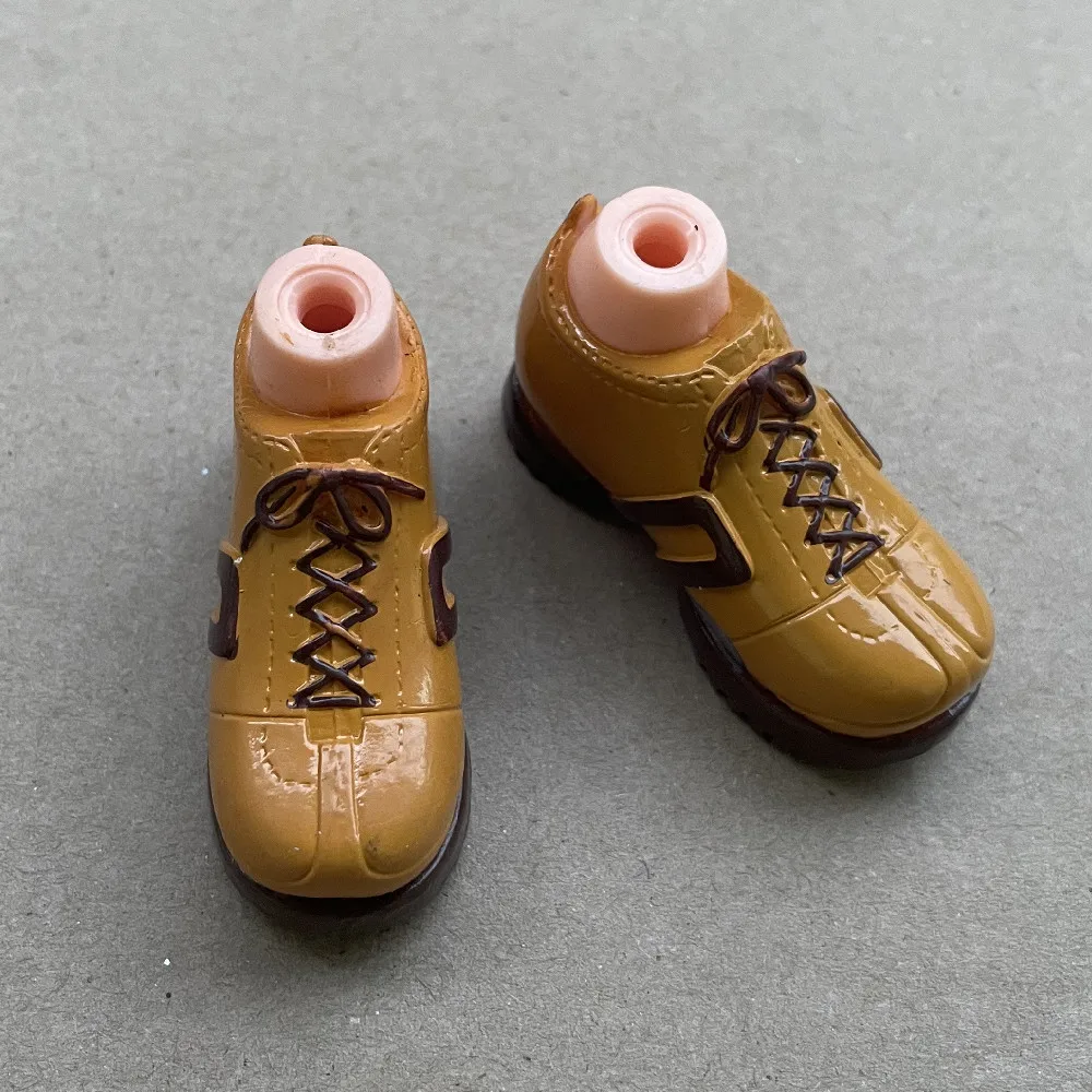 Klassische Tanzpuppe mit dicken High-Heel-Schuhen, Sneakers, bunte Puppenteile, neuartige Dekorationen, Mädchenspielzeug, Geschenk – Detail 33