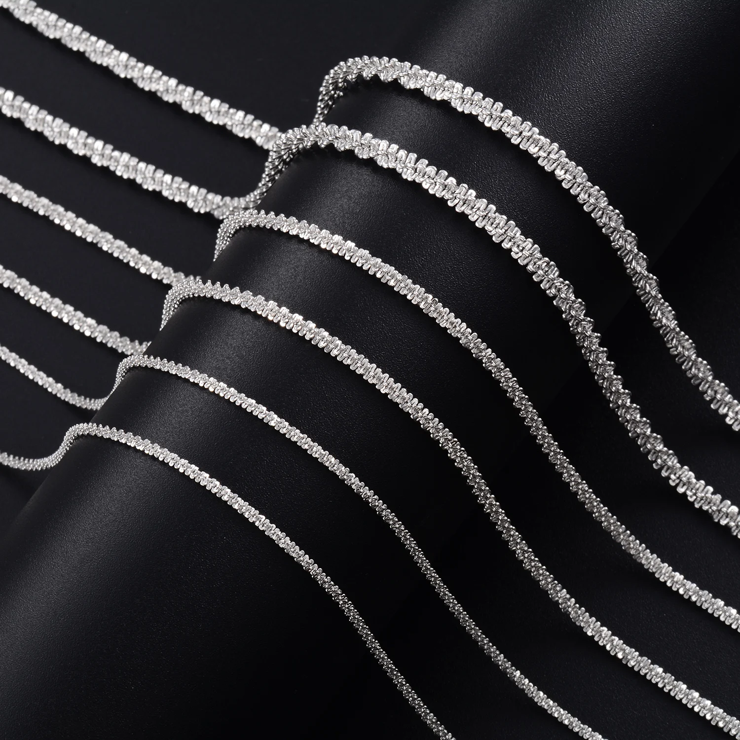 Glänzend versilberte Kohlrübenkette Fußkettchen aus Edelstahl, hochwertiger Schmuckzubehör für Frauen, Geschenk. – Detail 2