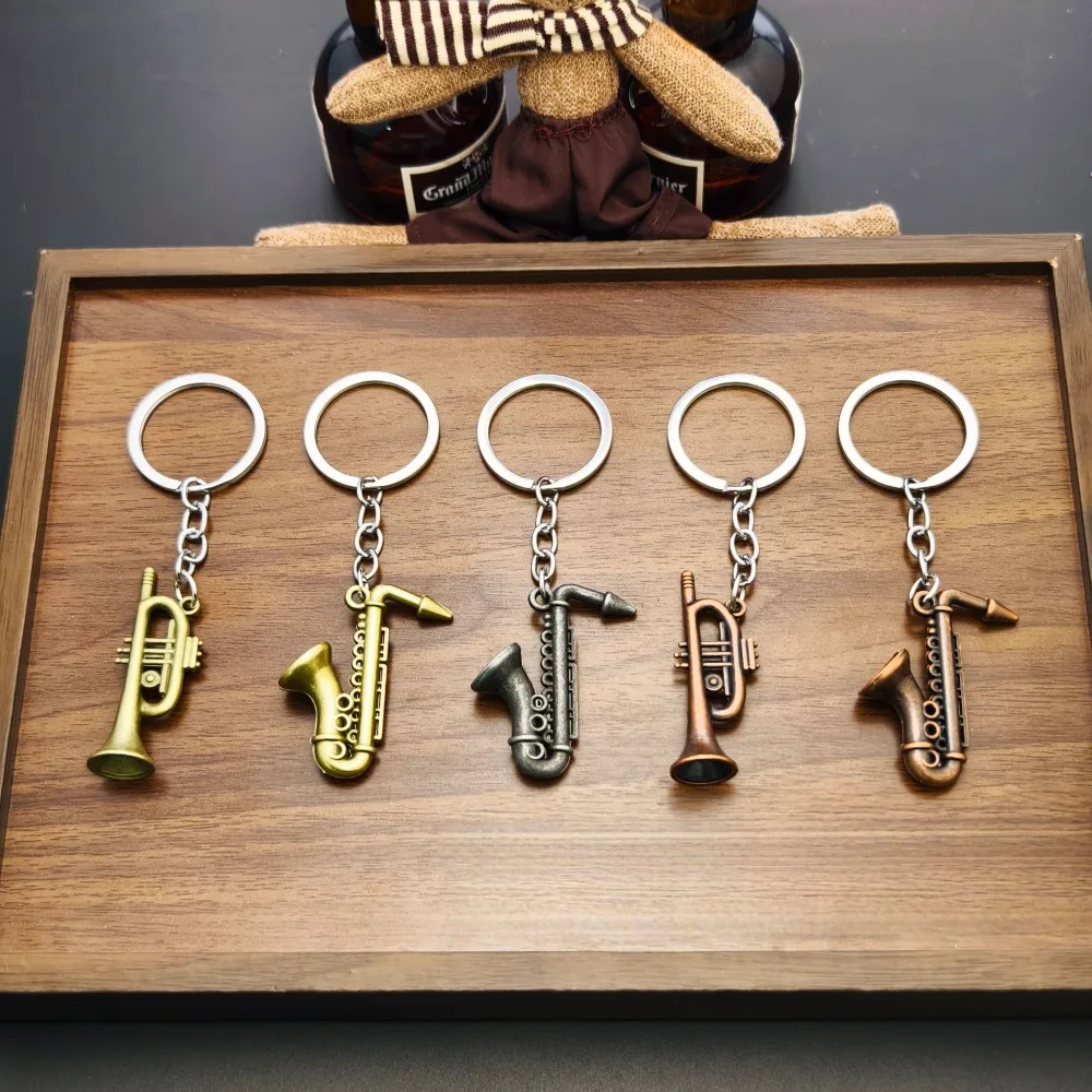 Retro Mini Saxophone Car Keychain Metal  Musical Instrument Keychain Bag Pendant Keyring  Charm Music Lovers Festival Gift