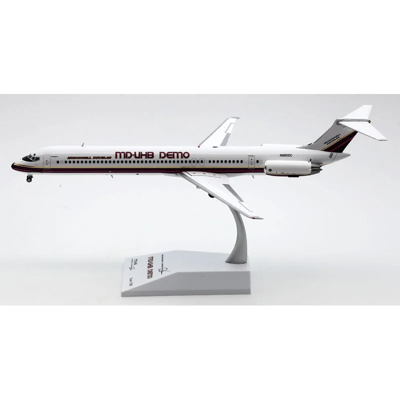 XX20024 Alloy Collectible Plane Gift JC Wings 1:200 MCDONNELL DOUGLAS MD-81 