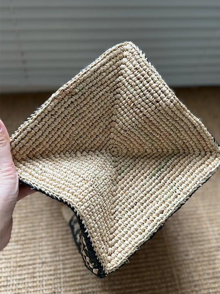 Handwoven Raffia Tote Bag Women Geometric Pattern Straw Handbag Boho Chic Summer Top Handle Beach Bag