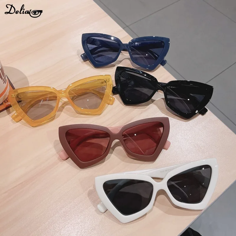 2024 New Cat Eye Sunglass Trendy Female Eyewear Luxury Brand Designer Popular Women Travelling Sun Shades Glasse